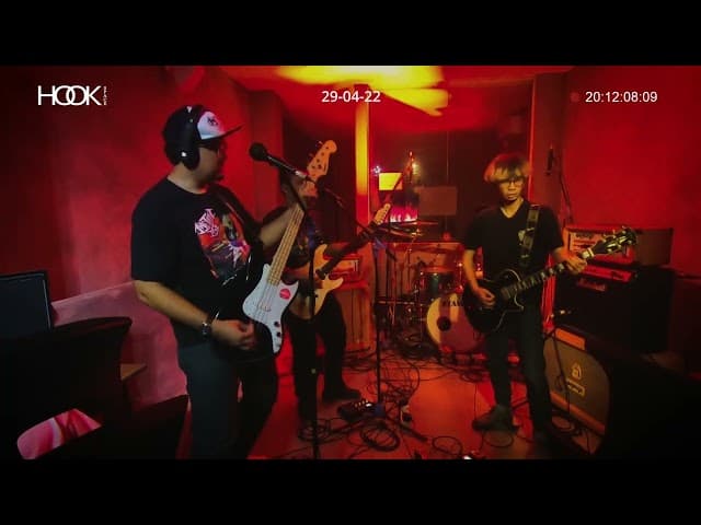 Metallic Ass - Asu!! Parkirnya Sepuluh Ribu!, Terekam CCTV HOOKSpace
