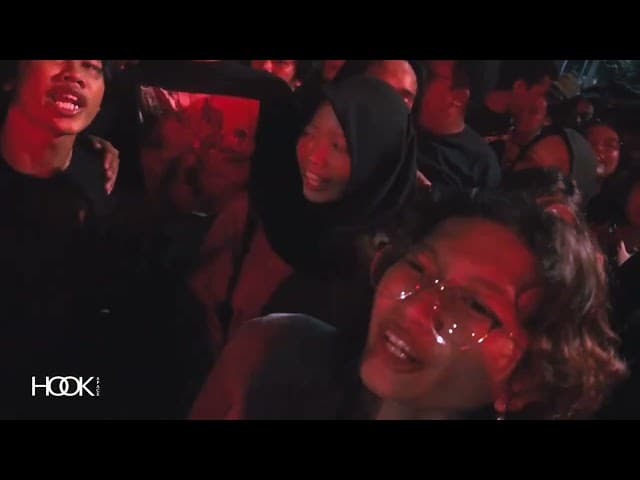 FSTVLST - Orang Orang di Kerumunan & Hari Terakhir Peradaban (Live at Jogja Migunani 2022)
