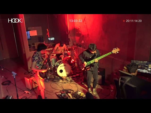 Bias - Bisu, Terekam CCTV HOOKSpace