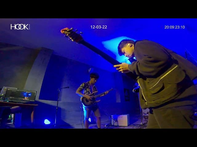 Bias - Taman Bermain Uigur, Terekam CCTV HOOKSpace